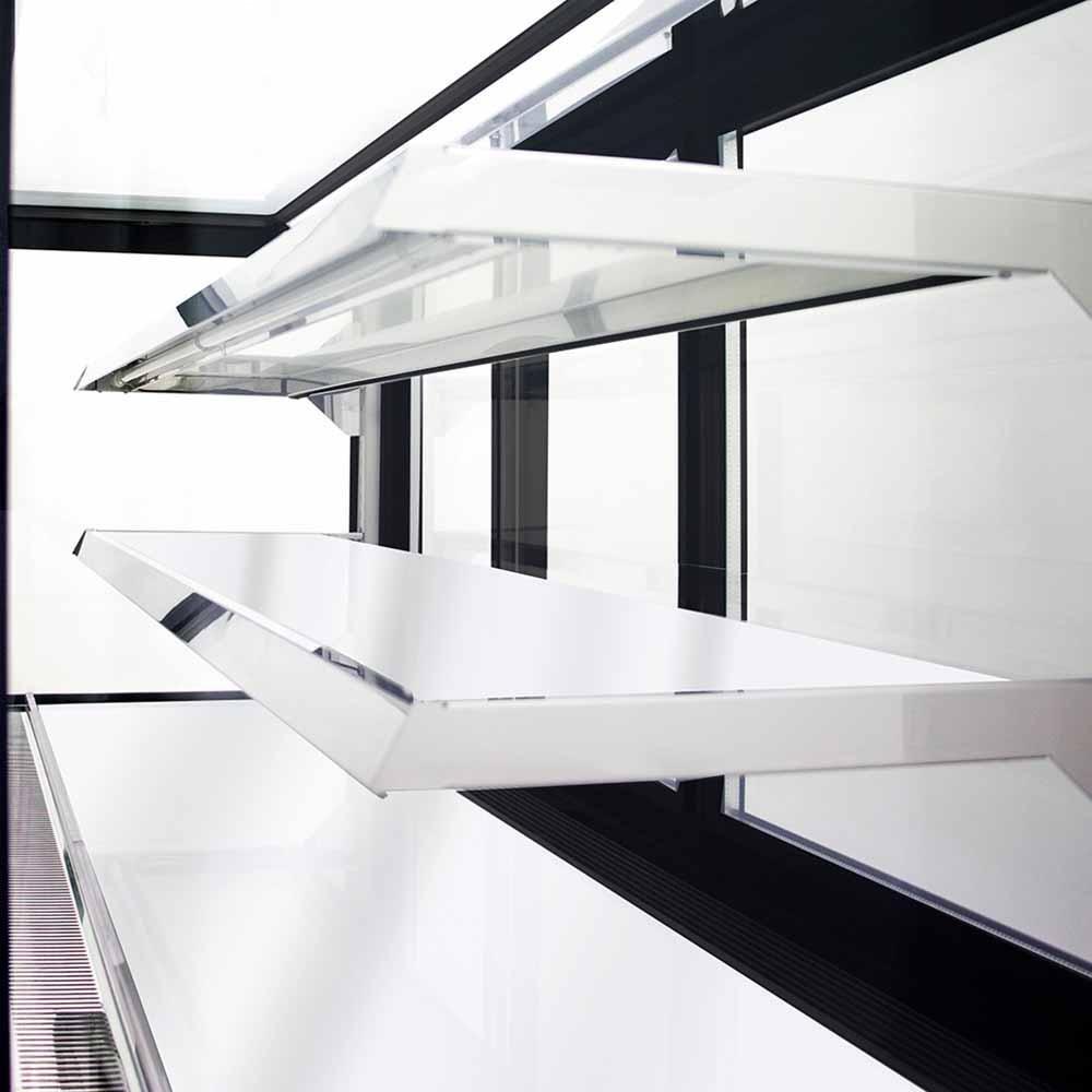 Atosa WDF127D Vitrina Refrigerada Cristal Curvo 2 Puertas Corredizas Acero Inoxidable - Vitrina Refrigerada - Atosa - KitchenMax Store